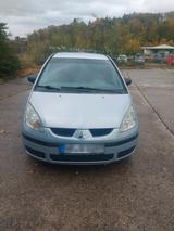 Mitsubishi Colt 1.1l 75 PS mit TÜV bis 08.... - gebrauchte Mitsubishi Colt aus dem Jahr 2004