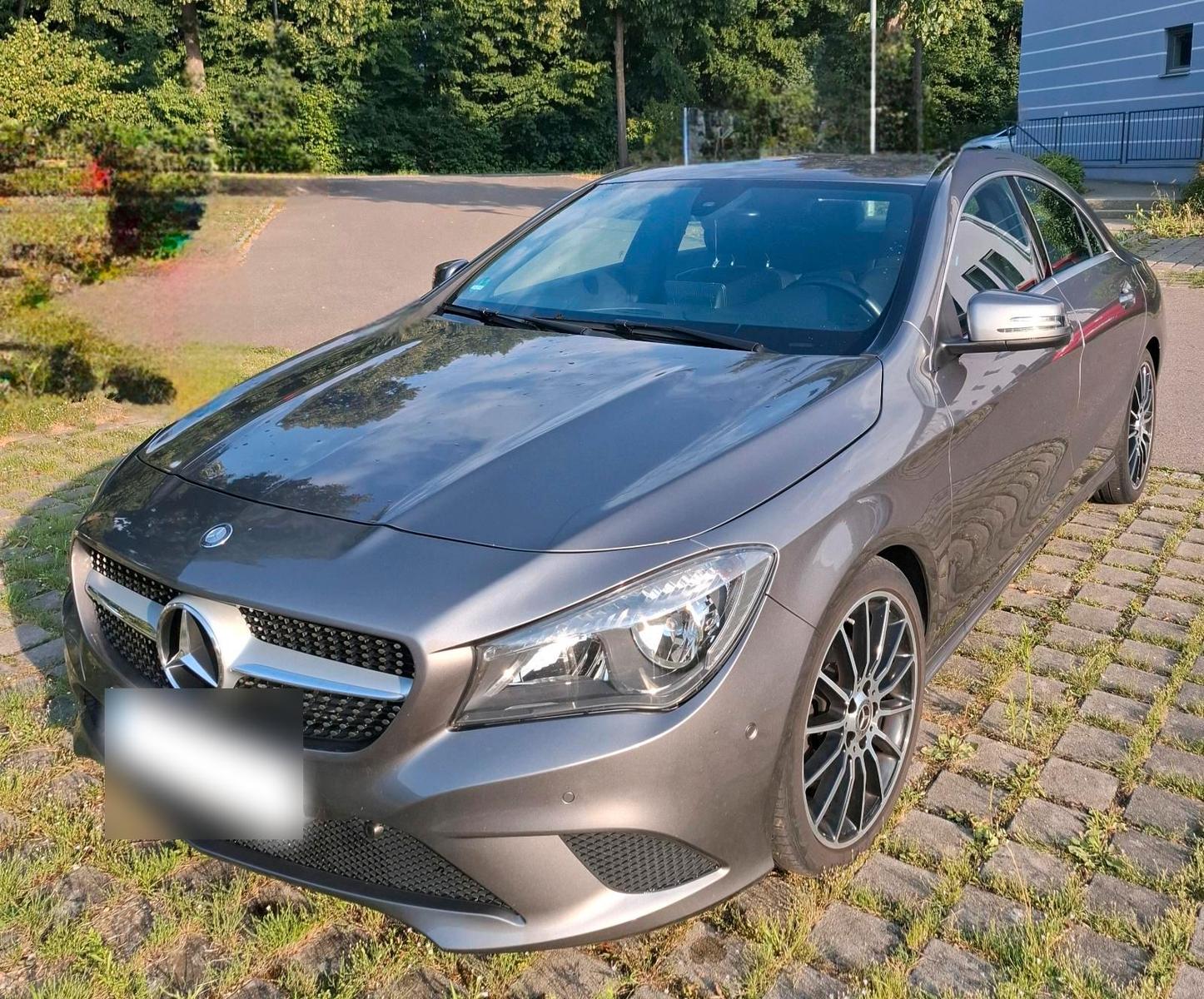 Mercedes-Benz CLA 180