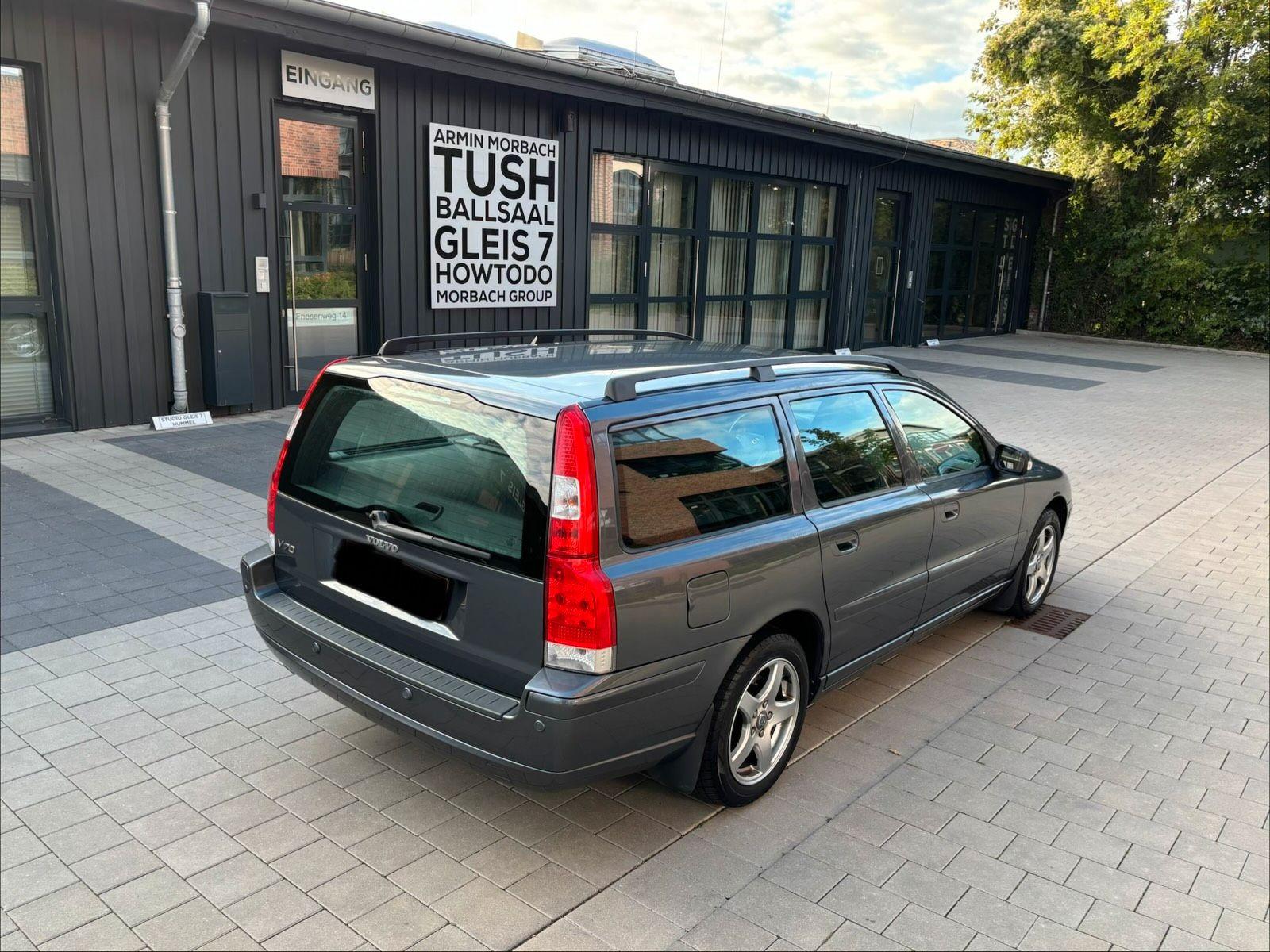 Volvo V70 2007 — photo 13