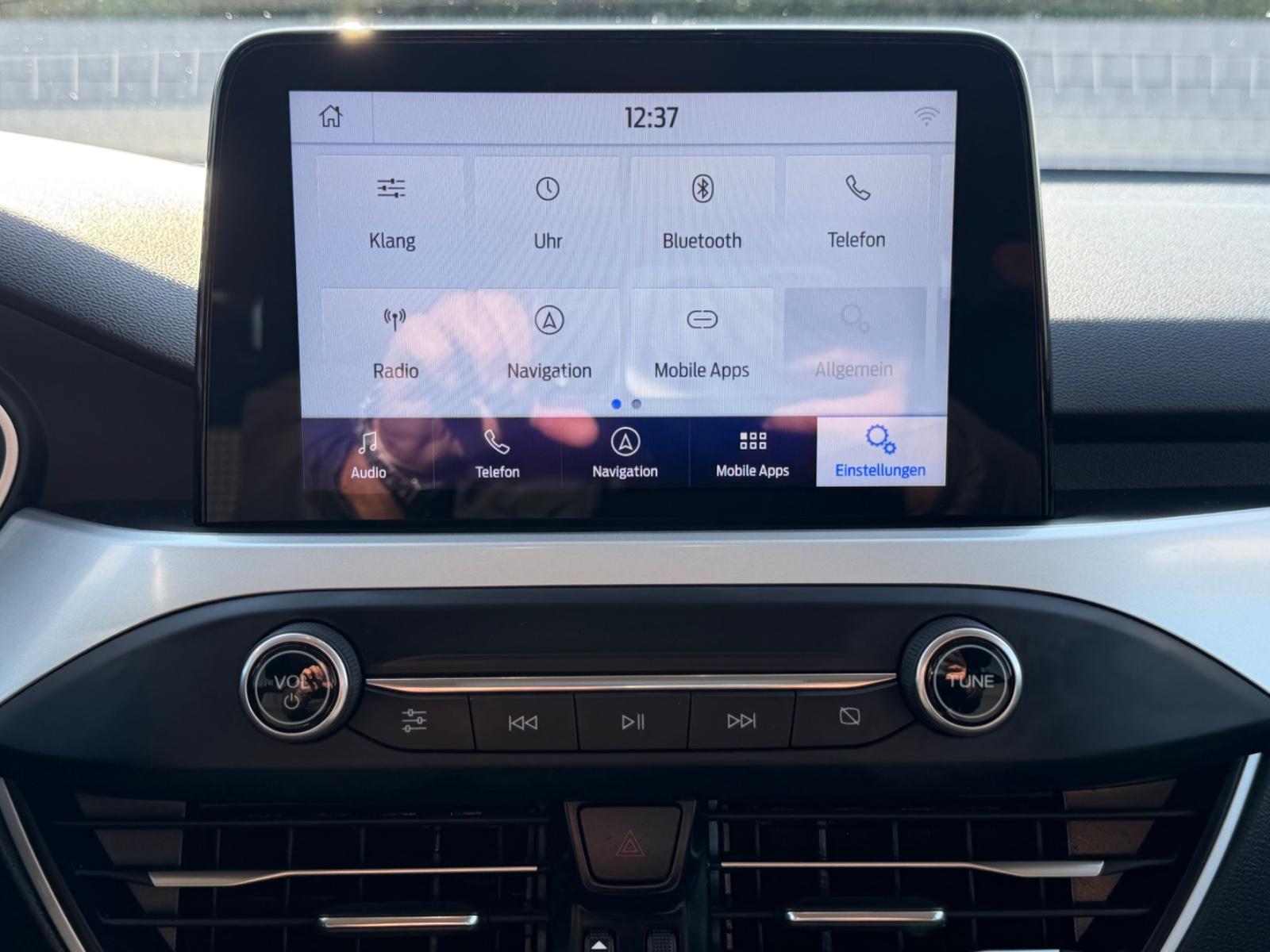 Ford Focus Turnier Cool & Connect Sport Lenkrad