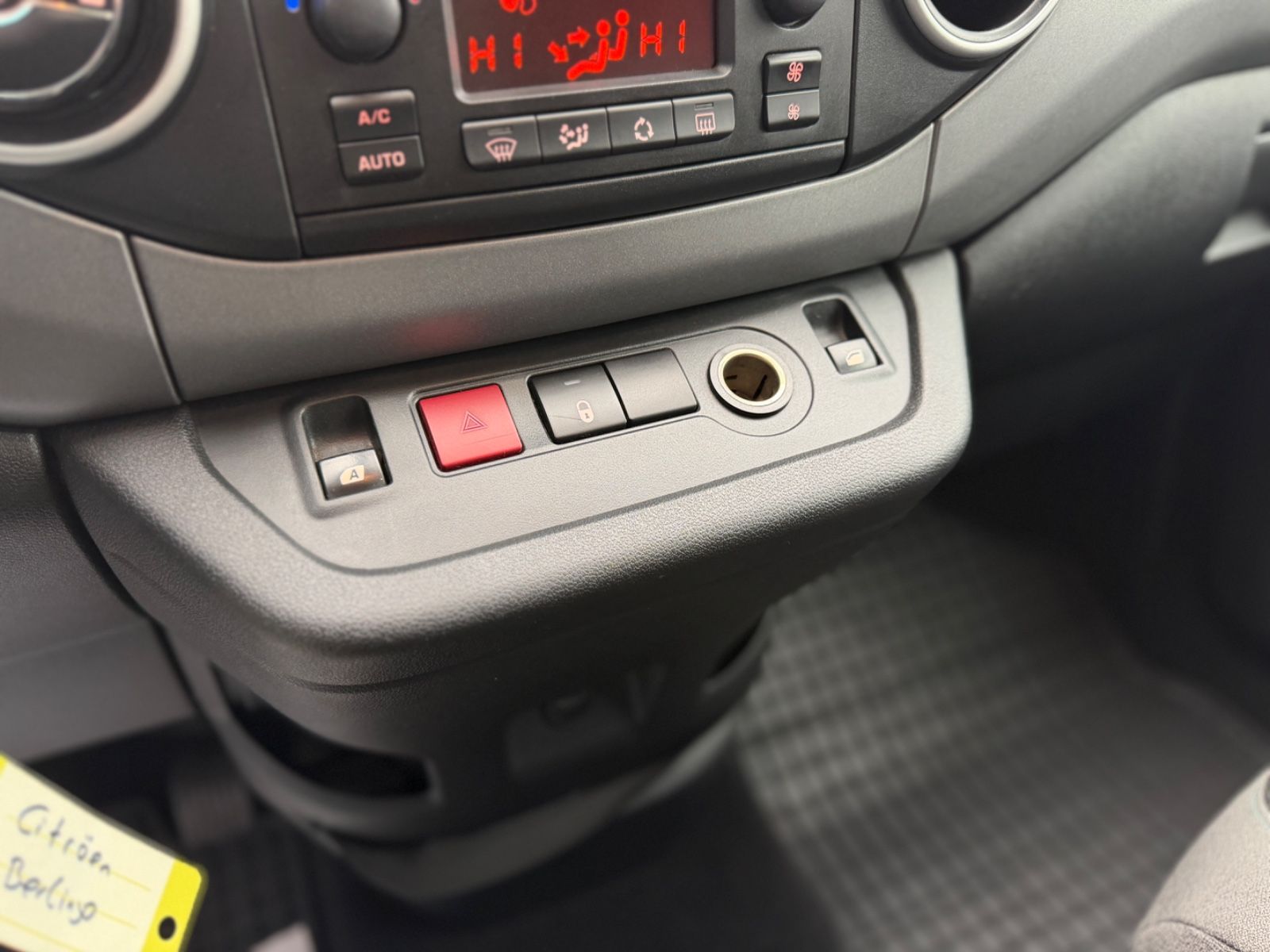 Berlingo Selection 1.6 Blue-HDI Autom.