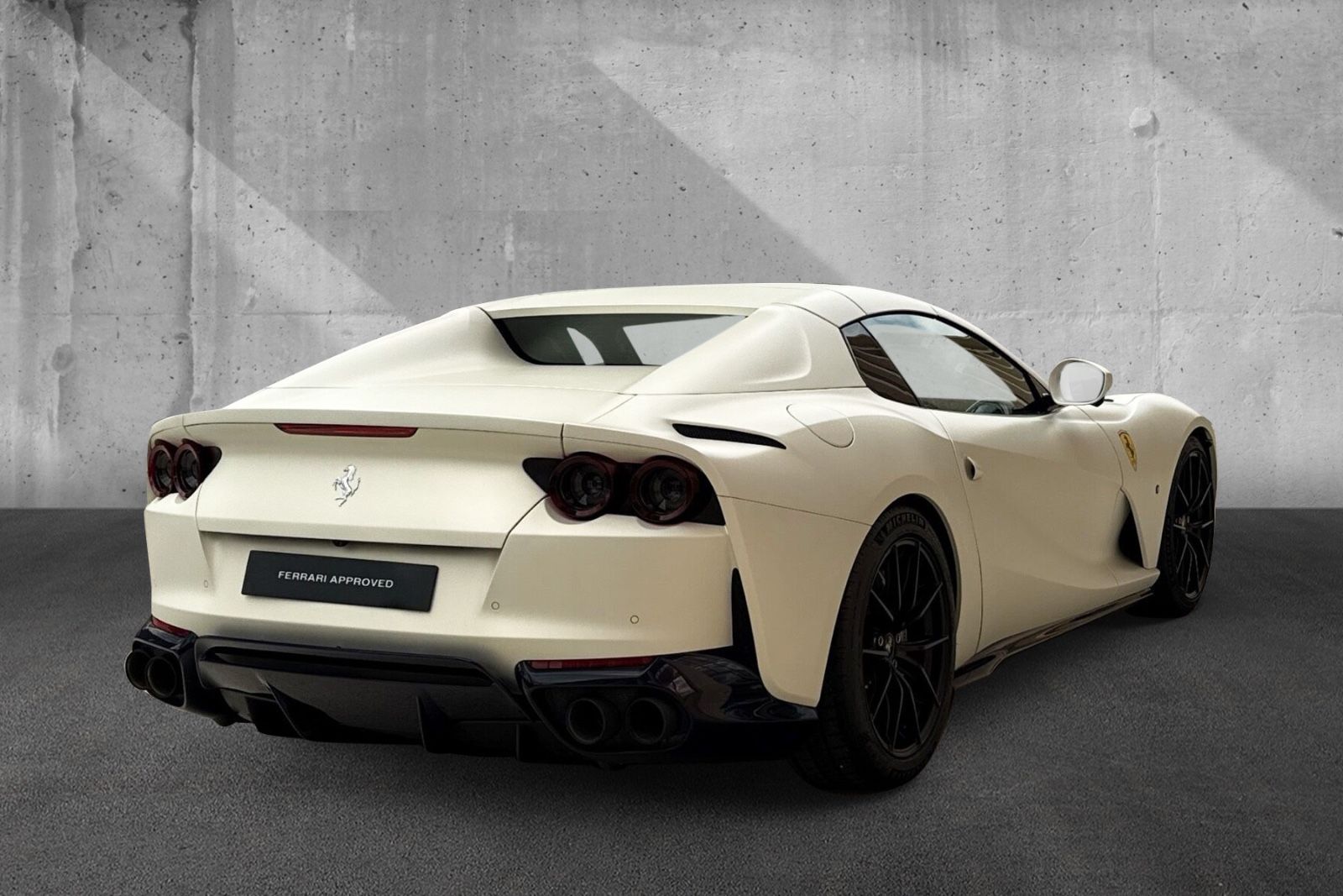 Fahrzeugabbildung Ferrari 812 GTS*Atelier*Blue Carbon*Painted Shields