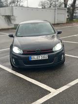 Volkswagen Golf 6 GTI TÜV 11/2027  - Volkswagen Golf aus 2009: GTI
