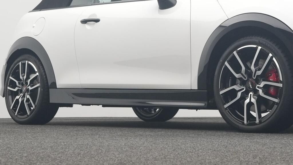 MINI John Cooper Works Cabrio - Bild 20