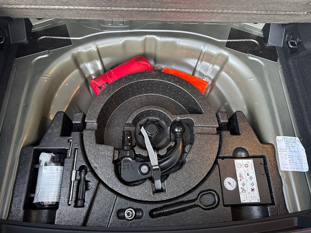T-Roc 1.5 TSI DSG R-LINE *LED*AHK*ACC*