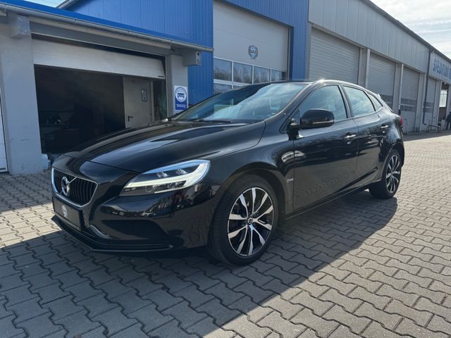 Volvo V40 Linje Svart 2.0 LED/8fach/Kamera/Automatik