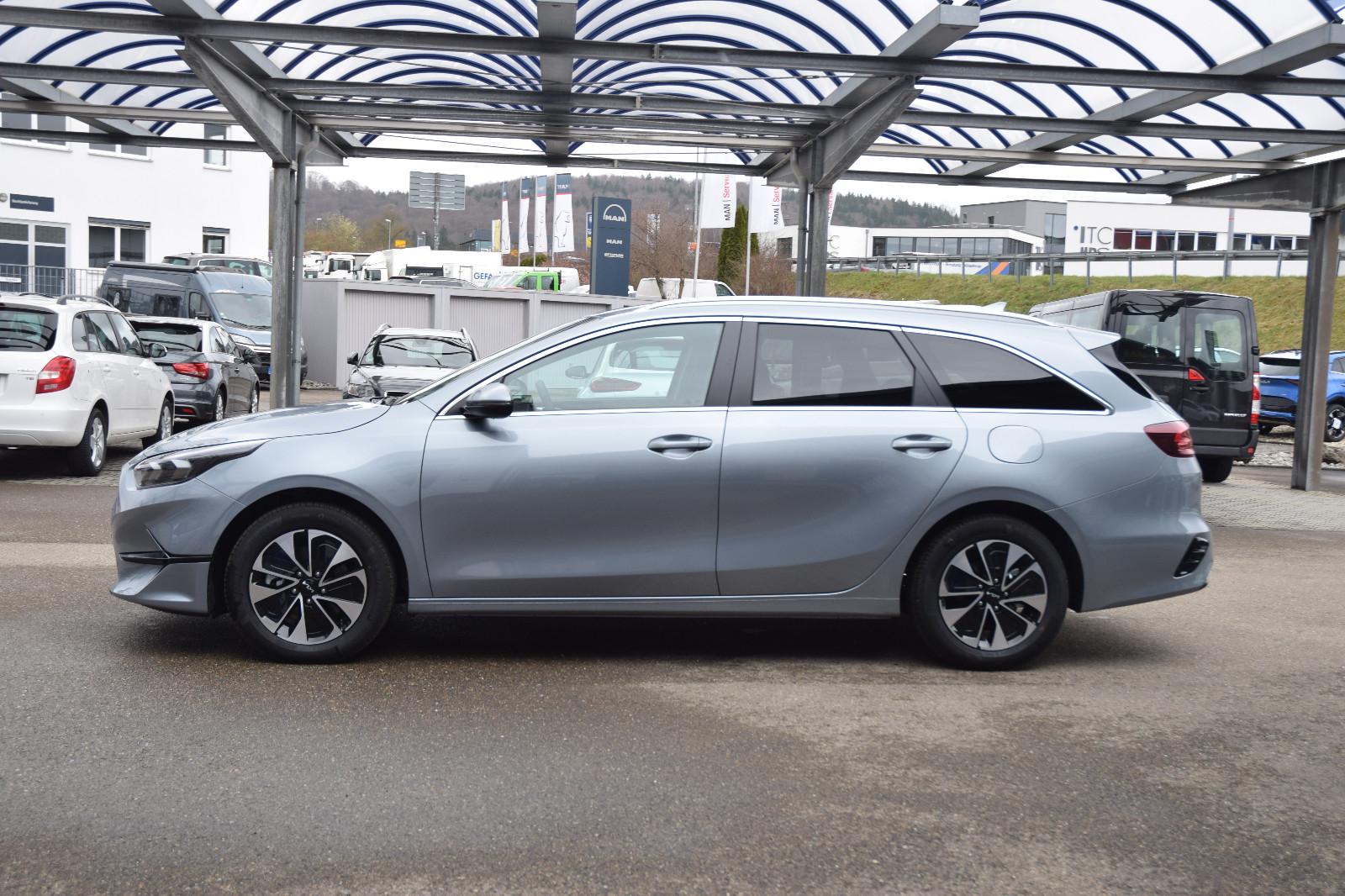 Kia Ceed SW 1.5 T-GDi DCT TEMP NAVI SHZ KAMERA LED