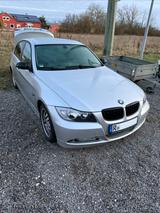 BMW 320i - Automatik  - BMW 320 aus 2005: 320i