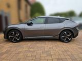 Kia EV6 GT-Line Allrad HUD LED 360° WP ACC AHK Matt - Kia EV6: Von Privat