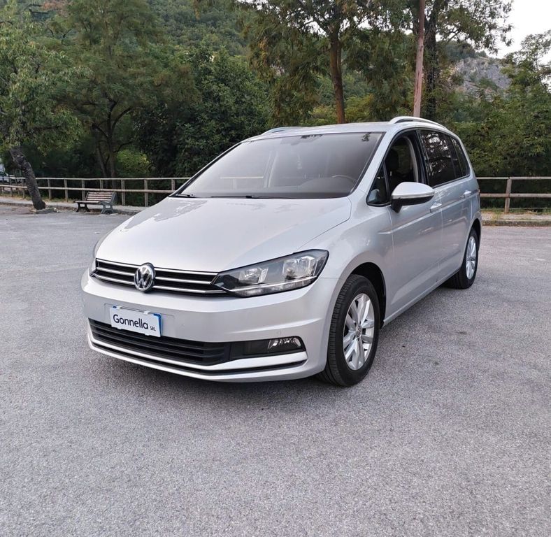 Image of Volkswagen Touran