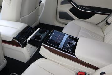 2025 AUDI S8 — миниатюра 42
