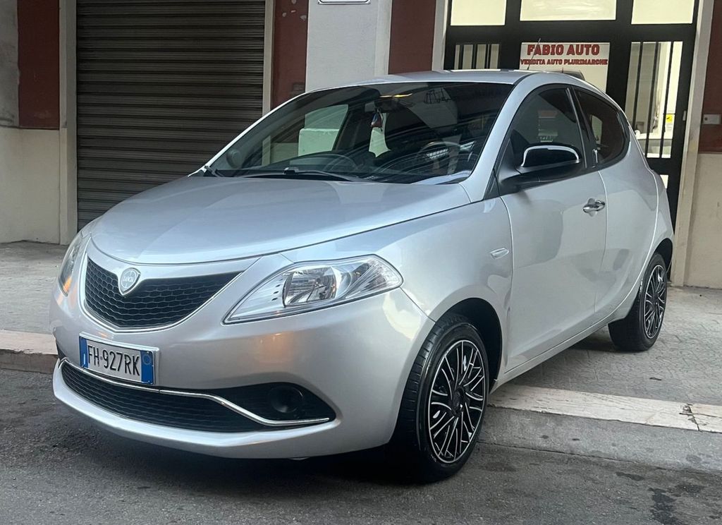 Image of Lancia Ypsilon