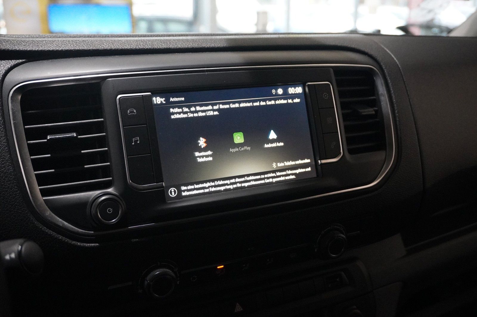 Fahrzeugabbildung Opel Vivaro Cargo 1.5D M EDITION KLIMA/DAB+/PDC/TEMP.