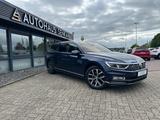 Volkswagen Passat 2.0 TDI DSG Variant R-LINE*PANO*LED*AHK - mit Diesel-Antrieb: Blau, Alcantara, Panorama-Dach