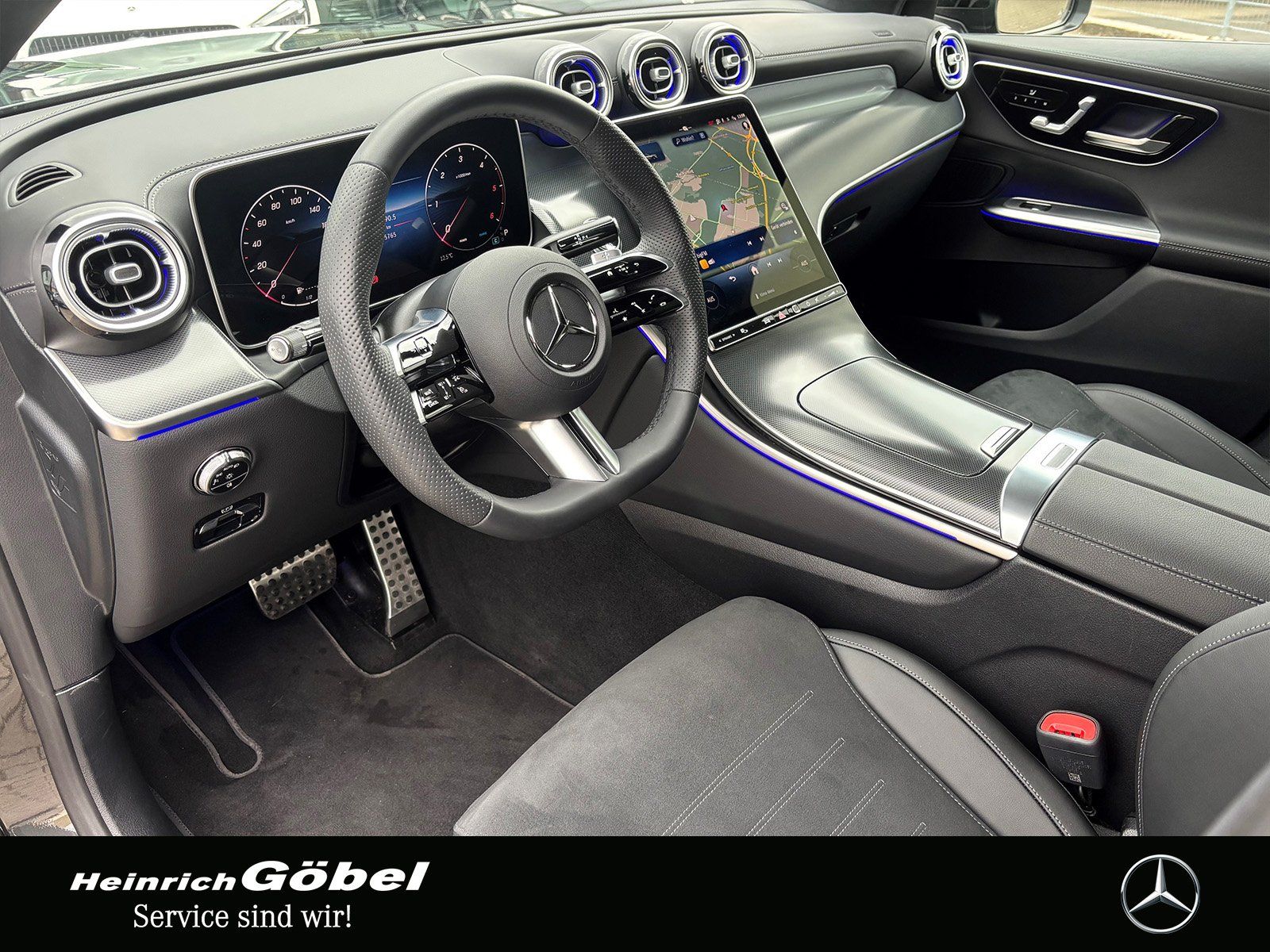 Fahrzeugabbildung Mercedes-Benz GLC 220 d 4M Coupé AMG*AHK*PANO*MEMORY*DIST*360°