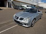 Mercedes-Benz SLK 280,AMG Styling Paket,Autom,Airscarf,HU neu - silberne Mercedes-Benz SLK 280