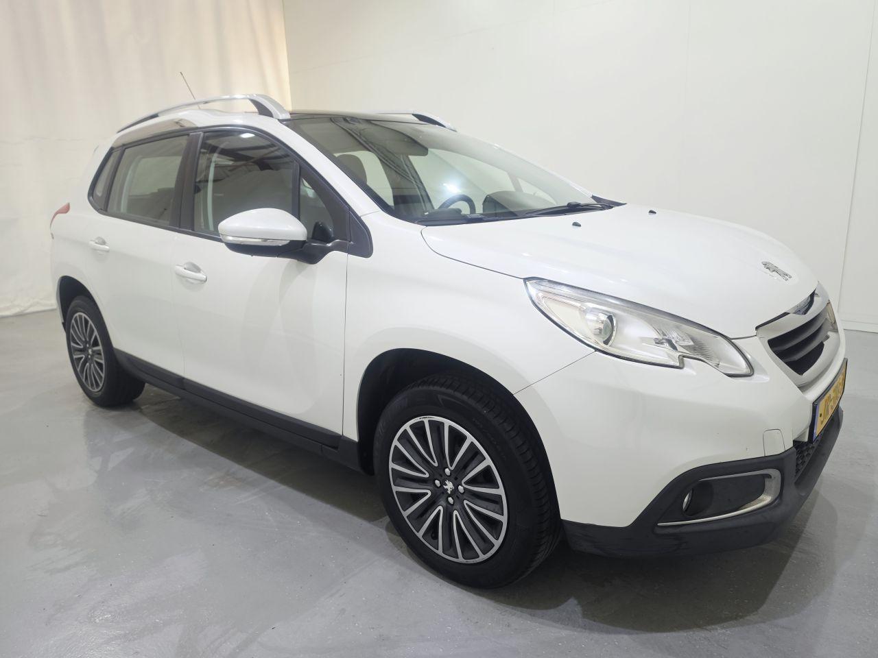 Peugeot 2008 1.2 PureTech Blue Lion AC Navi panorama dac
