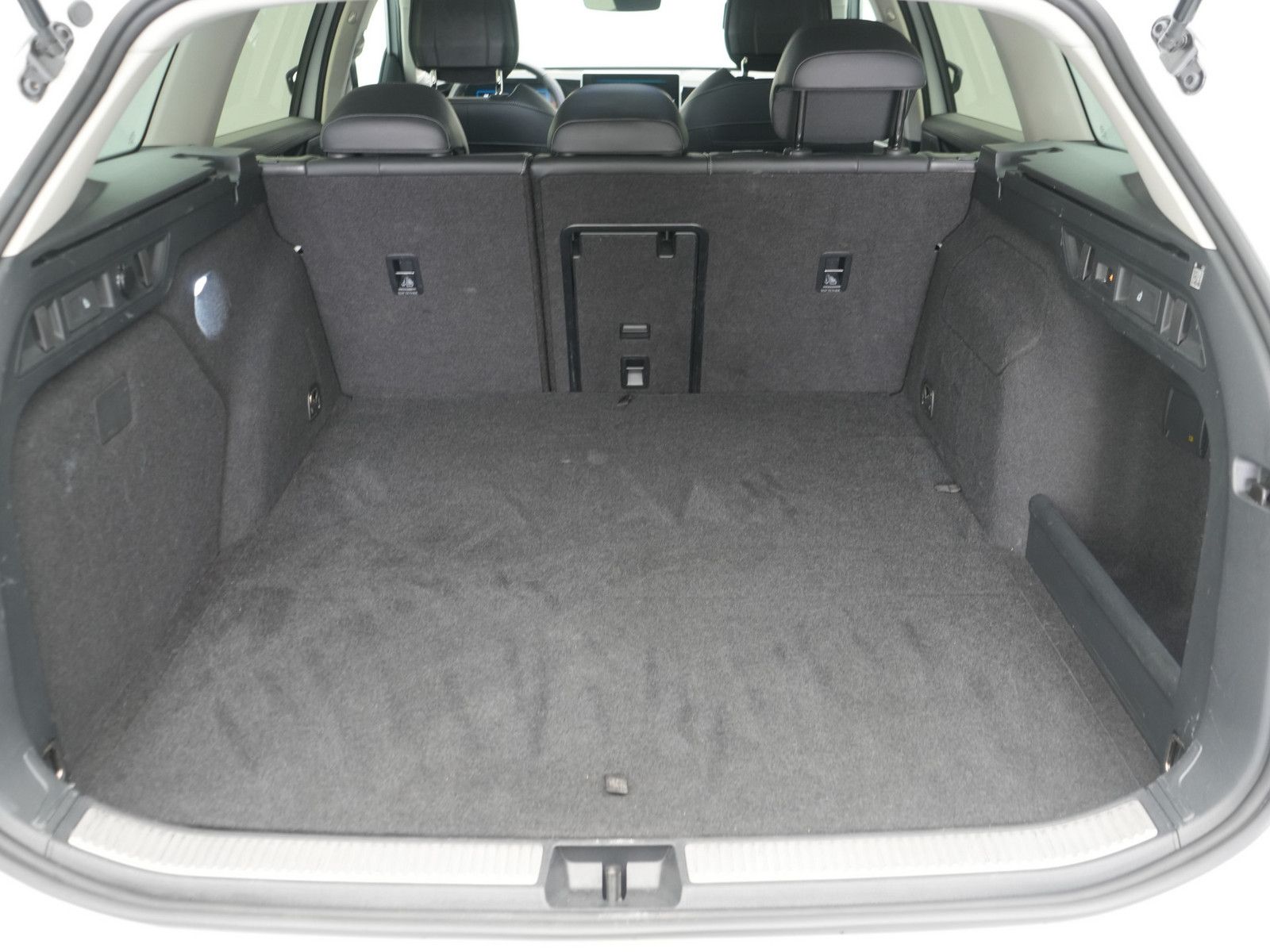 Volkswagen Passat - Bild 15