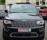 Jeep Grand Cherokee 3,0 CRD Overland|Pano|AHK|Luftf.| - Jeep Grand Cherokee mit Diesel-Antrieb: Leder