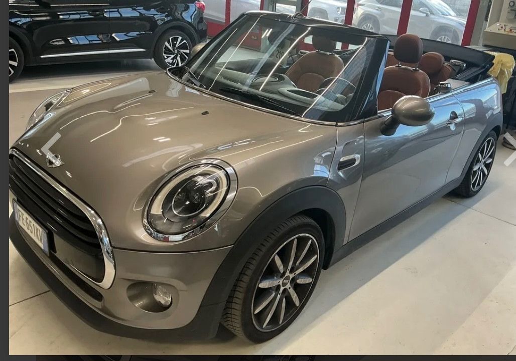 MINI Mini 1.5 Cooper Boost Cabrio 136cv automatica