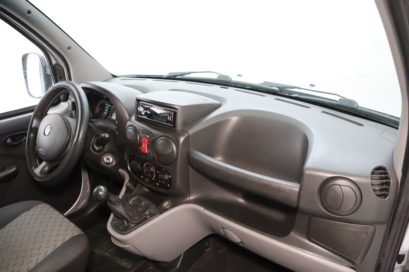 Fahrzeugabbildung Fiat Doblo Cargo 1.3 JTD MAXI Kühlwagen