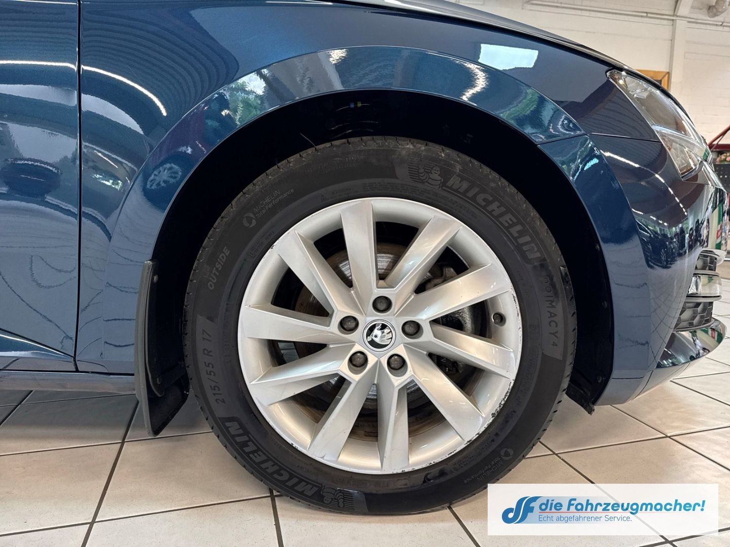 Fahrzeugabbildung SKODA Superb Combi 1,5 DSG Ambition Dig.Cockpit LED El