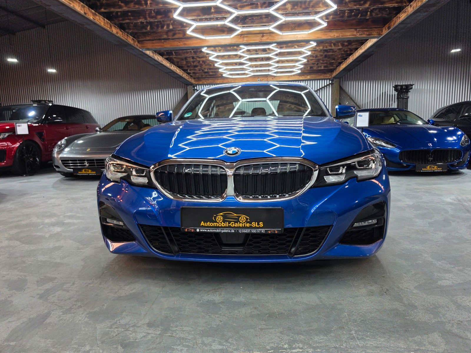 BMW 320 i xDrive M Sport/Head-Up/Driving-Assistant foto 8
