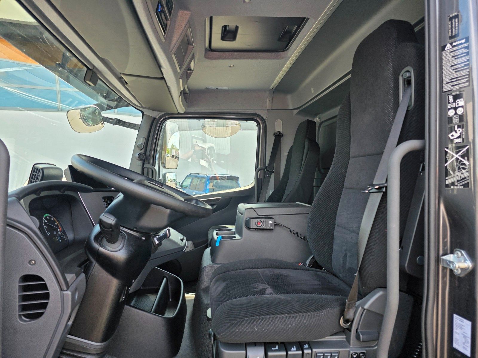 Fahrzeugabbildung Mercedes-Benz Atego 821 L LBW 1.500kg Standheizung Kamera