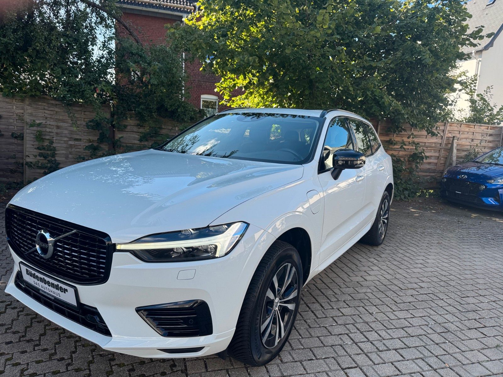 Volvo XC 60 XC60 R Design  Recharge Plug-In Hybrid