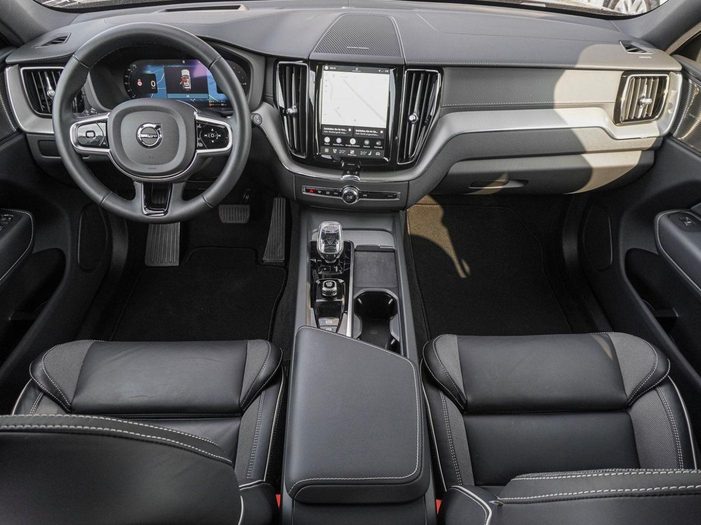 Volvo XC60 T8 AWD Black Edition Ultra Plug-in Hybrid