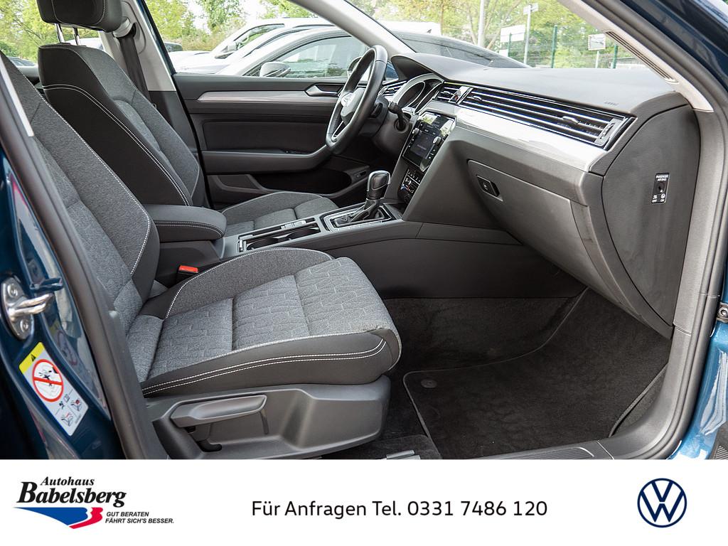 Volkswagen Passat Variant 1.5TSI DSG LED NAVI AHK ACC