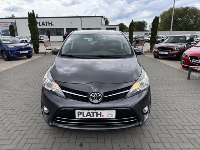 Toyota Verso  – 5 Sitzer – Comfort – Kamera – Navi – PDC