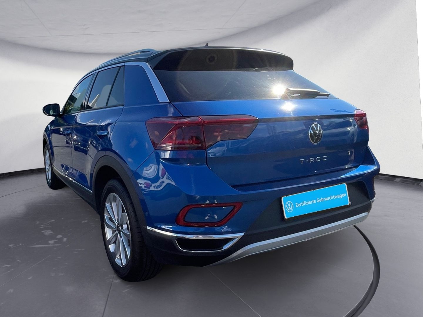 Volkswagen T-Roc 2.0 TDI DSG Style MATRIX NAVI KAMERA PANO foto 3