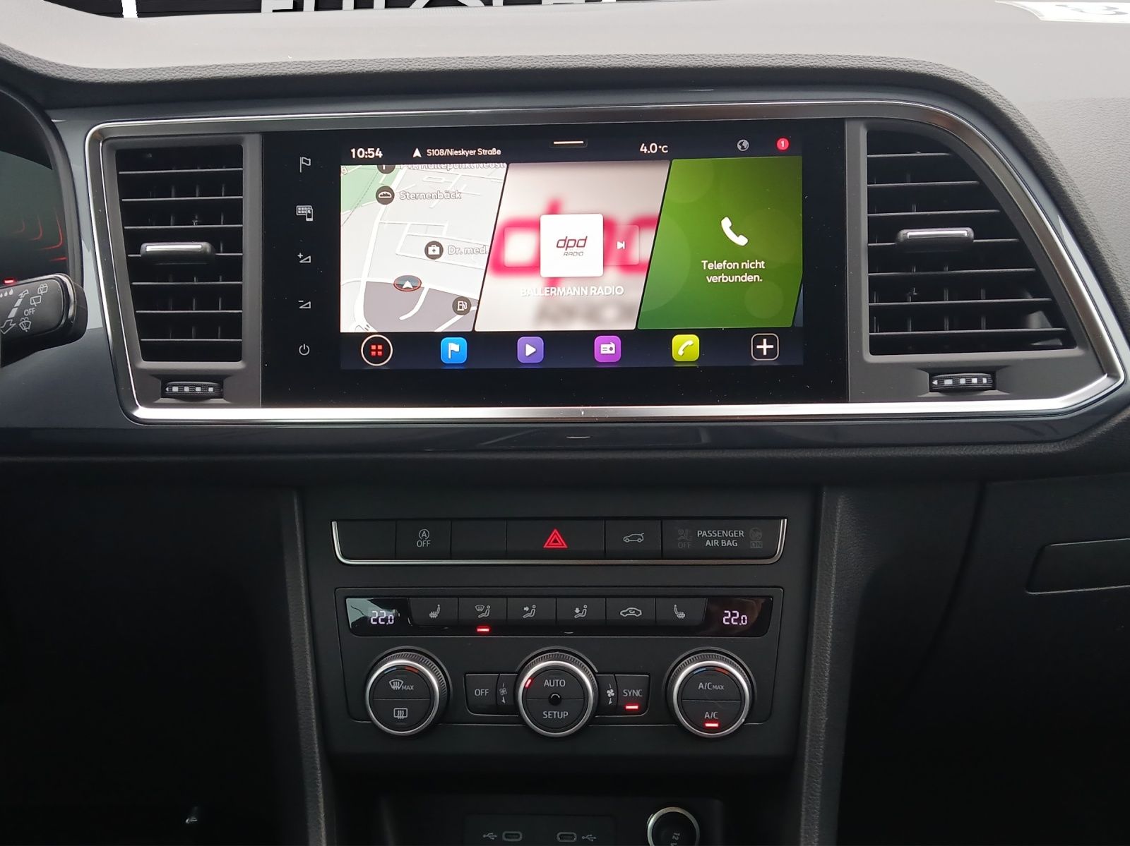 Fahrzeugabbildung SEAT Ateca 2.0 TDI Road Edition DSG ACC Kamera