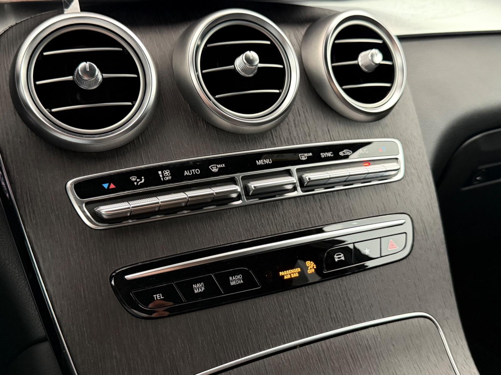 Mercedes-Benz GLC 300d 4Ma.*AMG LINE*LED-AHK-R.KAM-MBUX-TEMPO