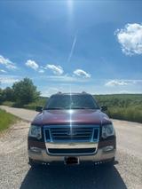 Ford Explorer Eddie Bauer 4.0L 4x4 V6 LPG - Ford Explorer: For