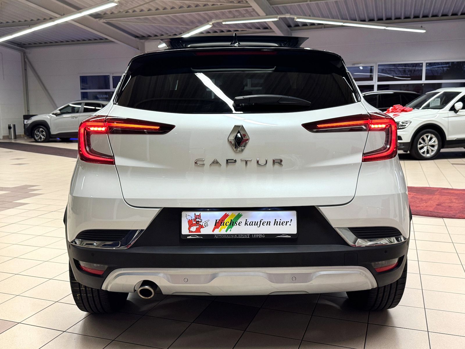 Fahrzeugabbildung Renault Captur Edition One/LED/BOSE/Leder/DAB/Navi/ACC
