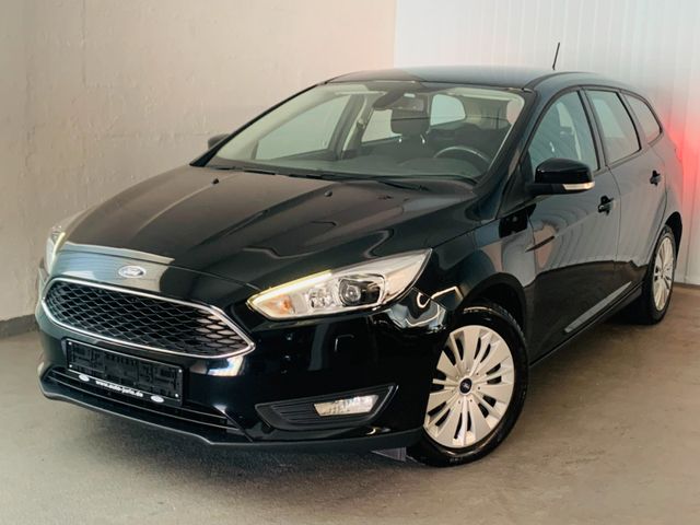 Ford Focus Turnier Business°BI-XENON°NAVI°PDC°1.Hd°