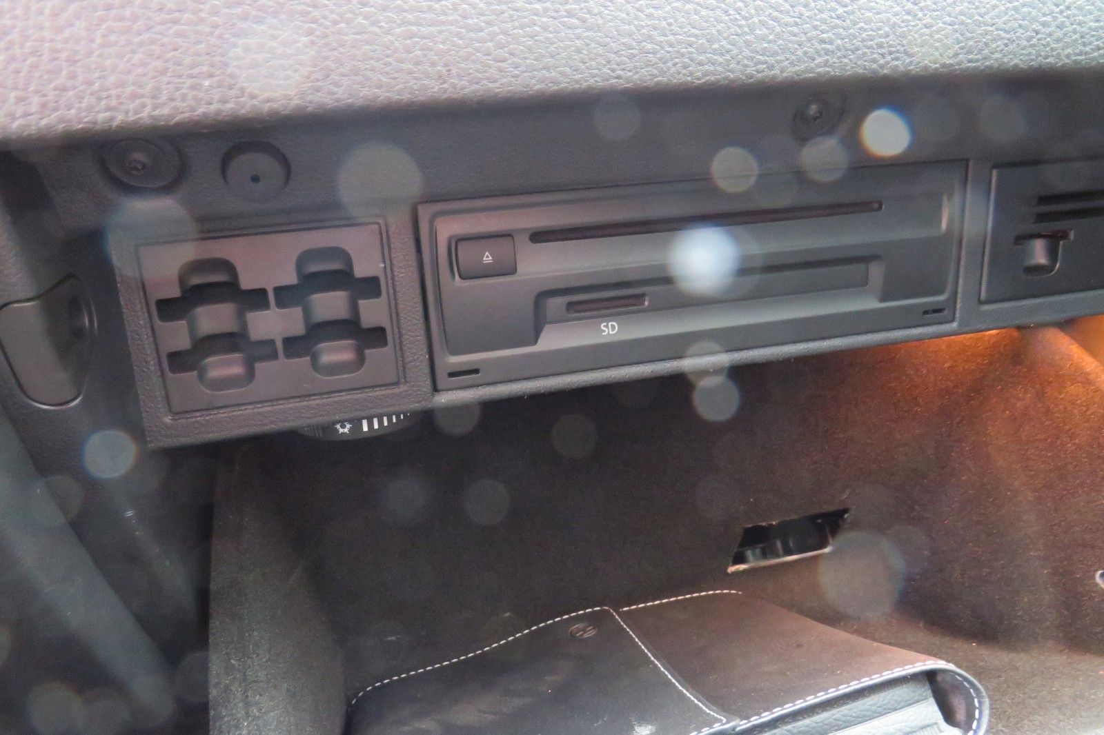 Fahrzeugabbildung Volkswagen Golf VII LIM. SITZH. TELVOR 8-FACH 4T. PDC 1.HD