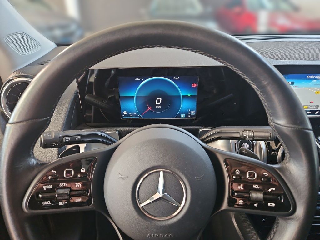 Fahrzeugabbildung Mercedes-Benz GLB 220 d 4M STYLE AHK Navi LED-NB SHZ KAM DAB