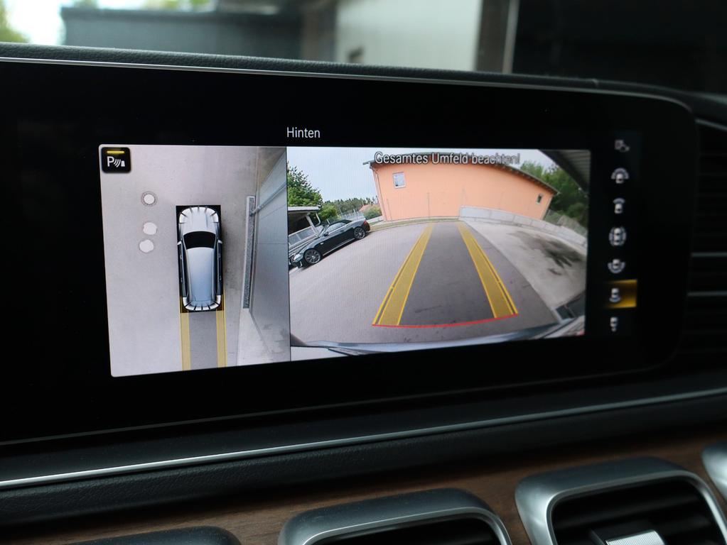 Mercedes-Benz GLS 400