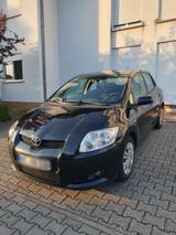 Toyota Auris 1.6 2Hd - Toyota Auris Gebrauchtwagen in Frankfurt