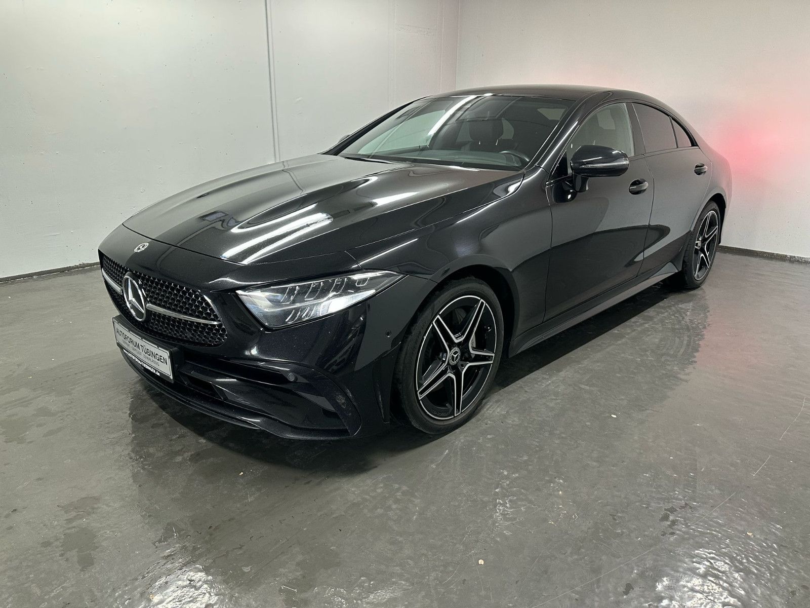 Fahrzeugabbildung Mercedes-Benz CLS 300 d 4MATIC AMG-LINE*NIGHT*KAMERA*AMBILI*