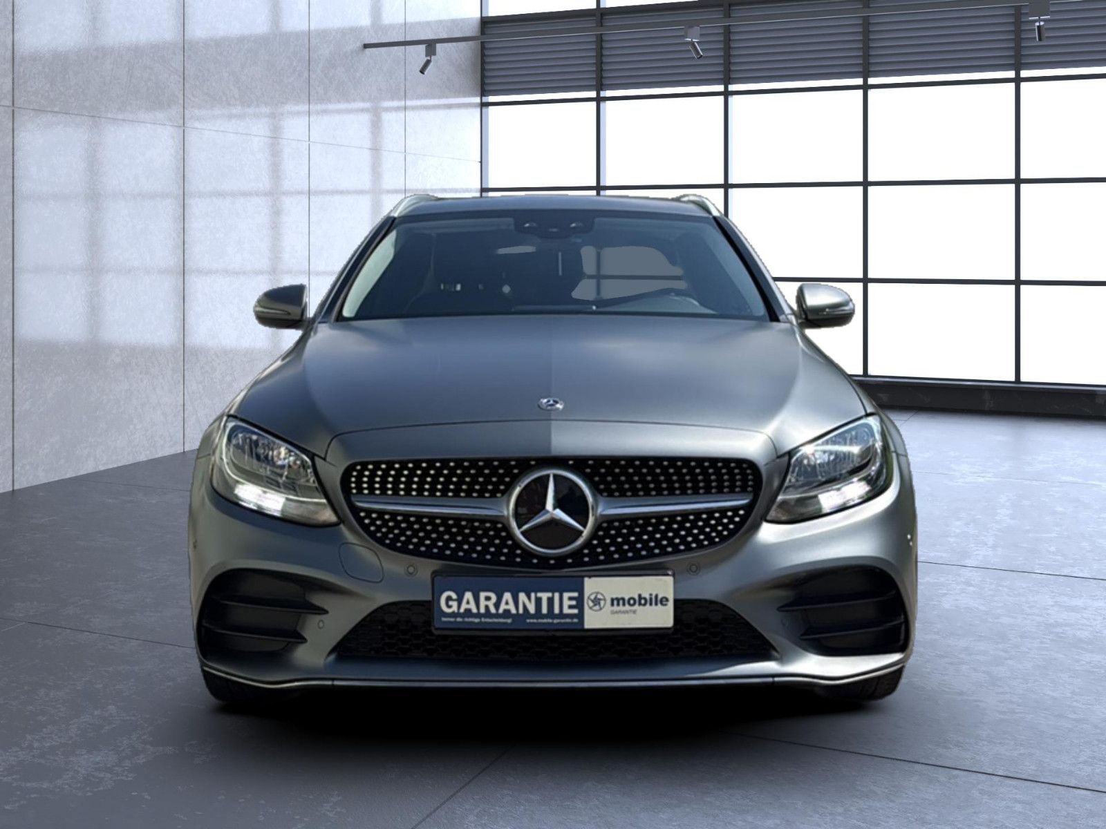 Fahrzeugabbildung Mercedes-Benz C 300 e T-Modell / unfallfrei/ AMG Line
