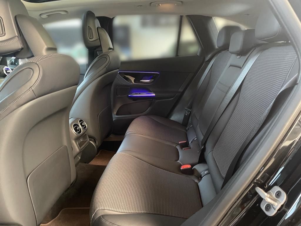 Fahrzeugabbildung Mercedes-Benz GLC 200 4M Avantg. Totwi. AHK Pano 360° LED SHZ