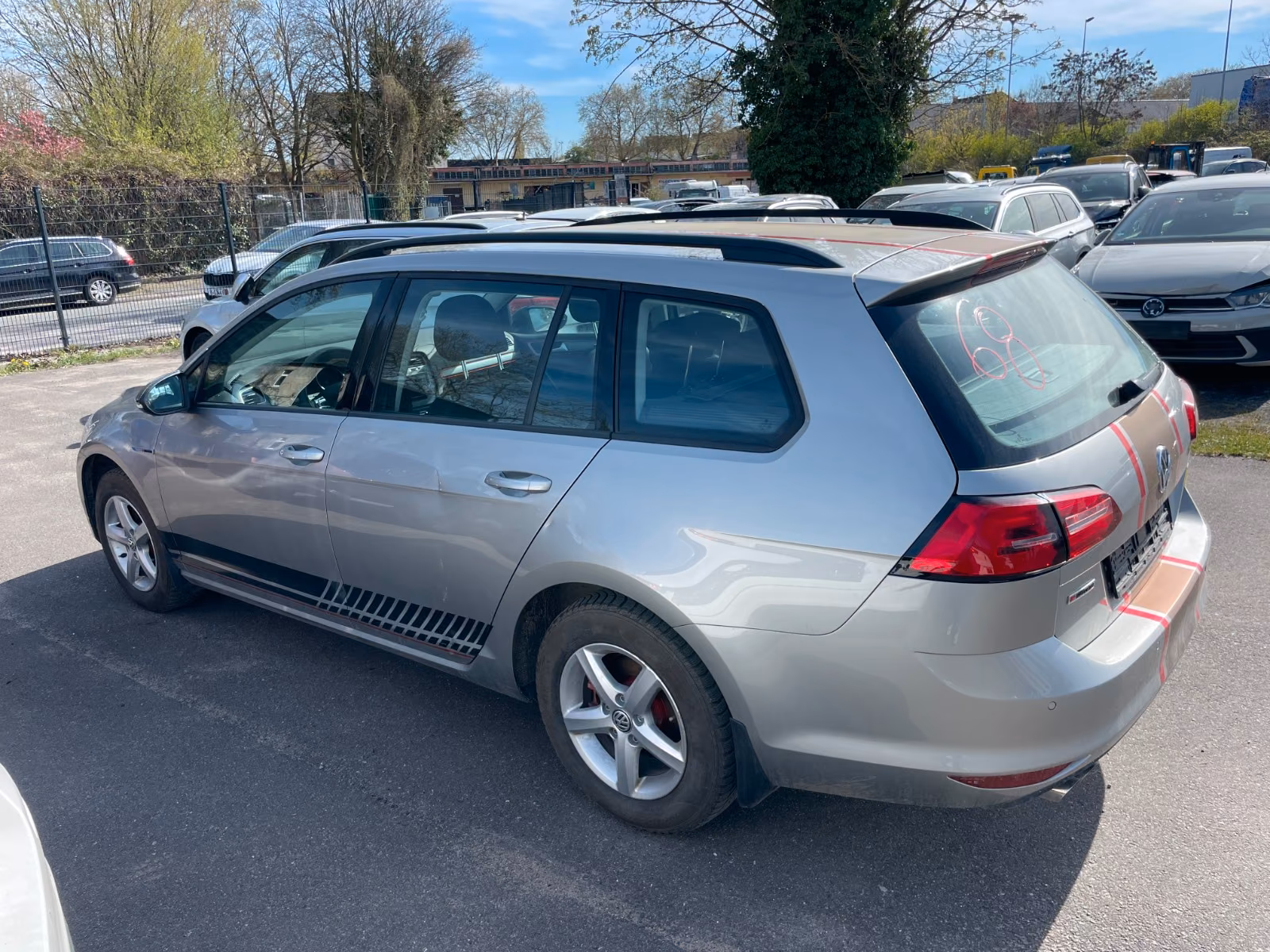 Volkswagen Golf 2015 — engine 1.598 cm³, 110 HP (81kW)