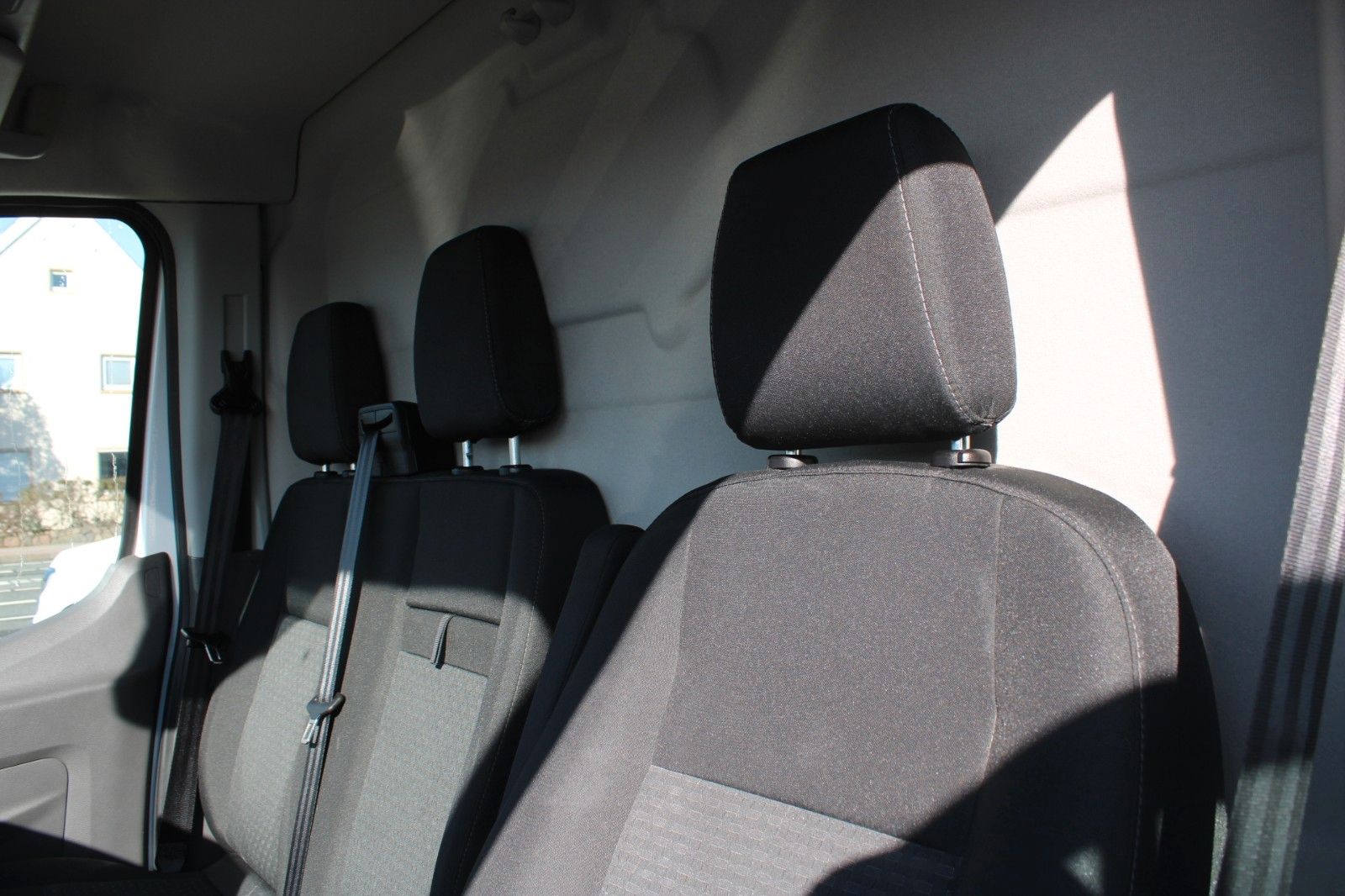 Fahrzeugabbildung Ford Transit L3 H2 TREND AHK NAVI 360° ACC WinterPak