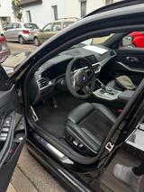 BMW M340i xDrive Touring Auto - - schwarze BMW M340i