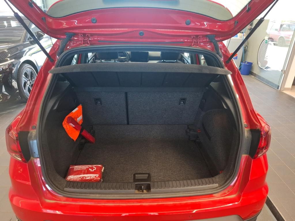 Fahrzeugabbildung SEAT Arona 1.0 TSI FR PRO-NAV-LED-VIRTUAL-APPS-PDC-