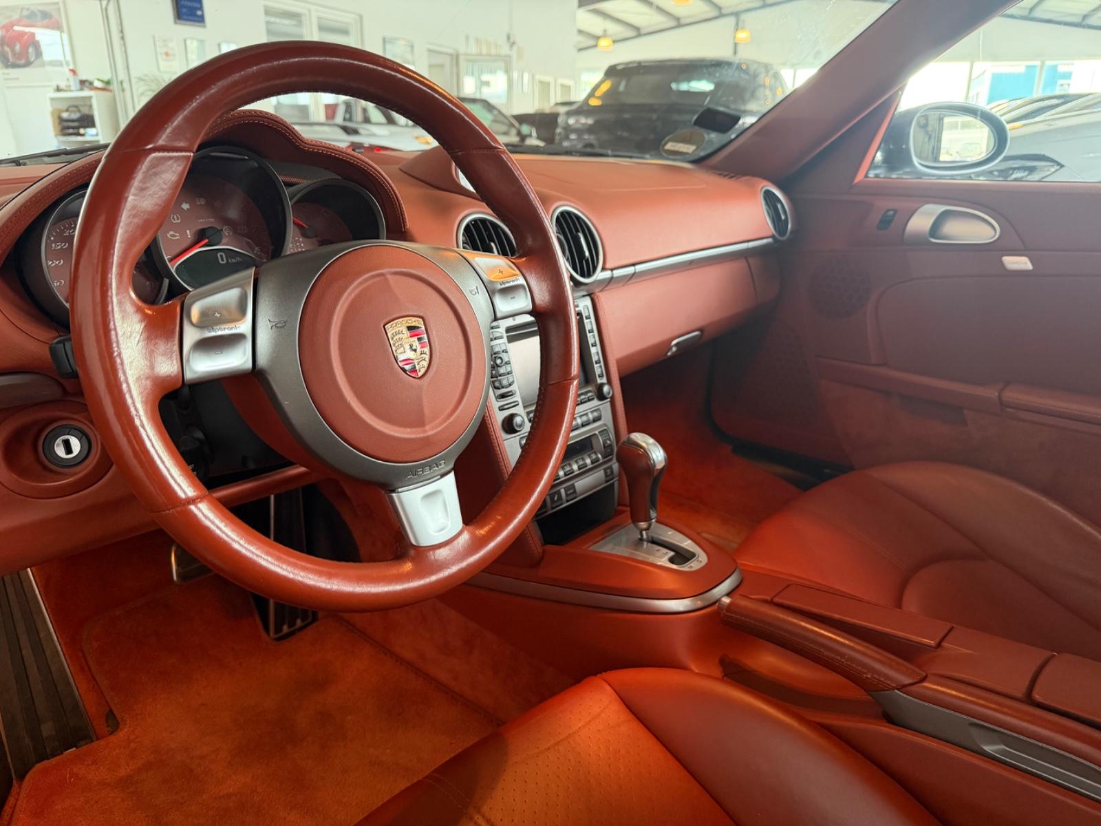 PORSCHE CAYMAN S - 295 CV - BVA - CUIR - GPS